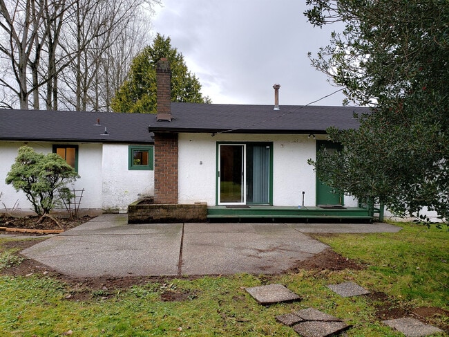 Photo - 1812-1184 184 St