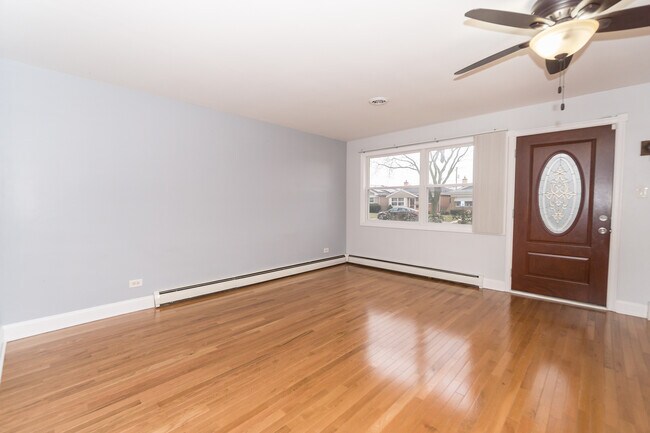 Photo - 4600 Warsaw Ave