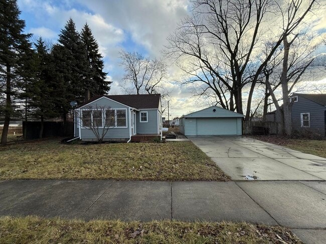 Photo - 11691 Cornell St