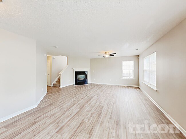 Photo - 4429 Devonhill Ln