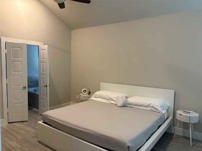 Photo - 10534 Preserve Wy