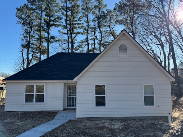 Building Photo - 5157 Oak Meadow Ave Rental