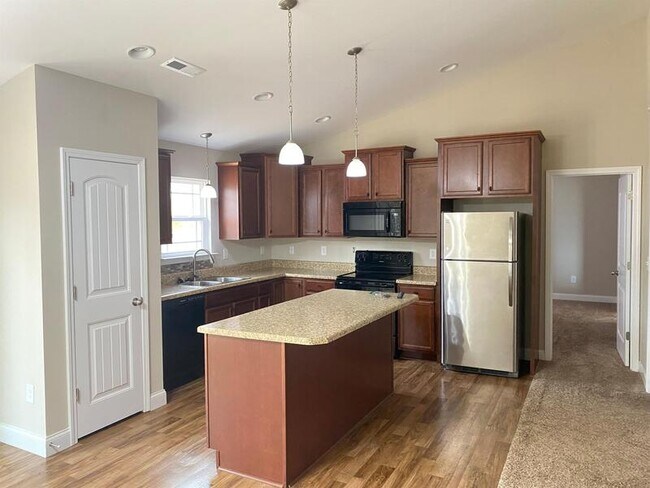 Photo - 114 Stallings Rd