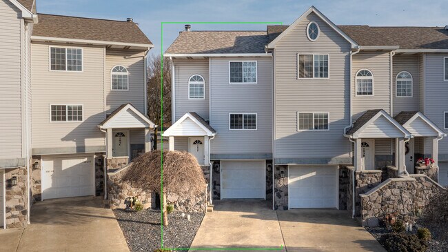 Vista frontal - Stonegate