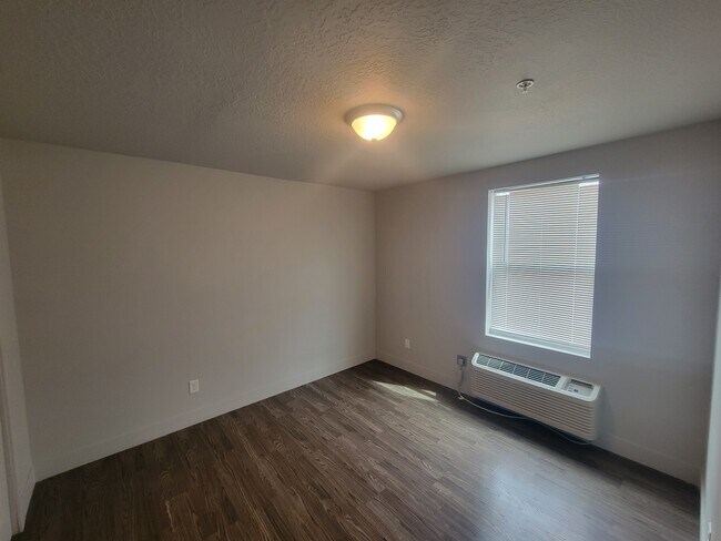 Photo - 8th & 8th Apartments