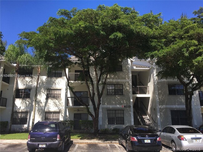 Photo - 11255 W Atlantic Blvd Condominio Unidad 105