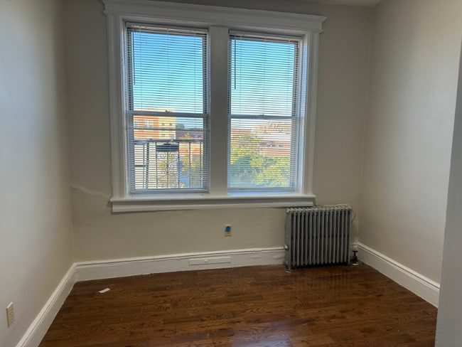 Photo - 311 62nd St Unit 11