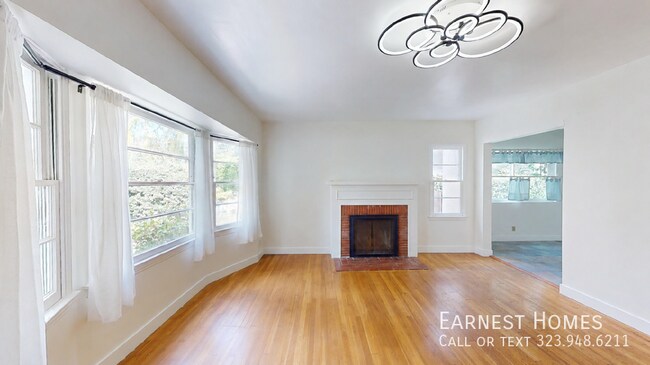 Photo - 14920 Hesby St