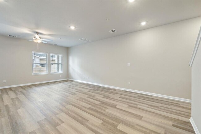 Photo - 1850 Settlers Glen Dr