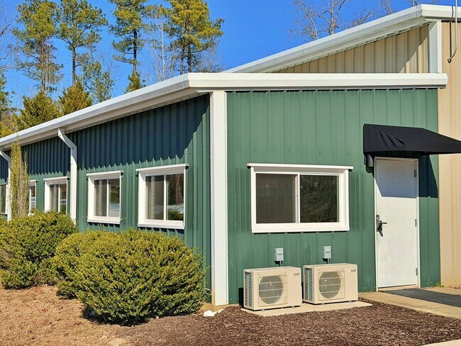 Photo - Furnished 1BR Apartment in Industrial Area | Easy I-64 Access | Truck Parking Available