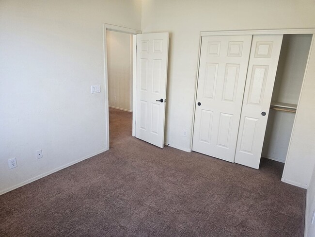 Photo - 7716 S 37th Way