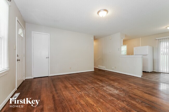 Photo - 2904 N Osage St