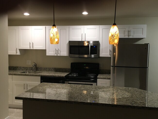 Photo - West View Apartments