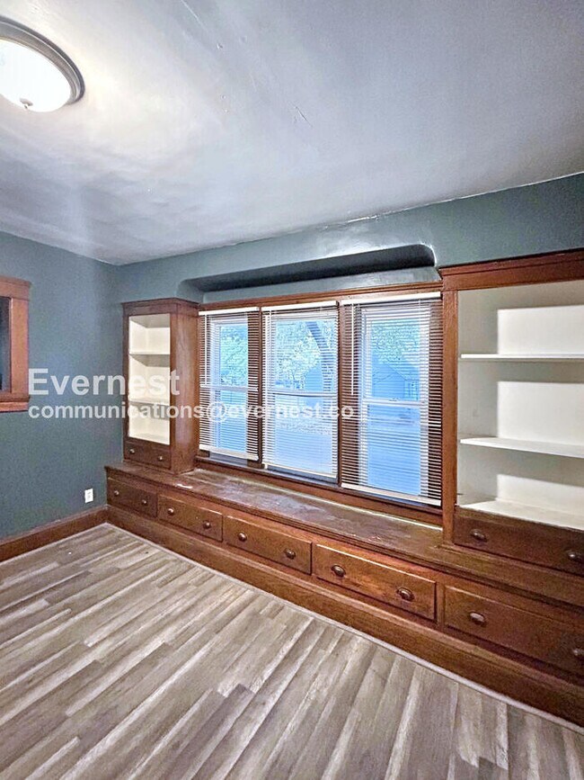 Photo - 12701 Benham Ave Unit 1