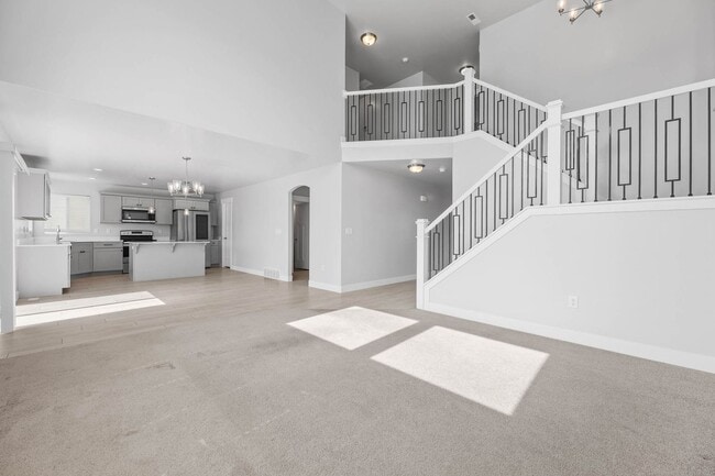 Photo - 6 Bedroom 3.5 Bathroom House in Saratoga Springs!