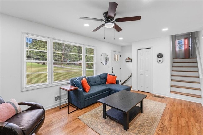 Photo - 799 Pine Roc Dr