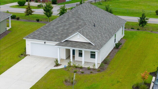 208 Jeff Waters Cir