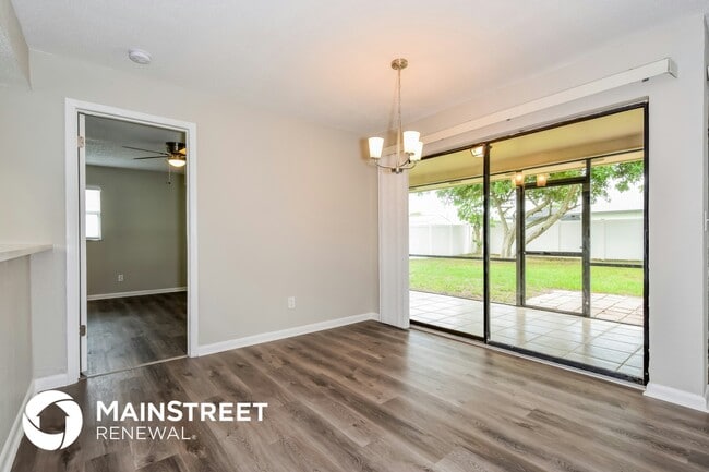 Photo - 1820 SE 10th St