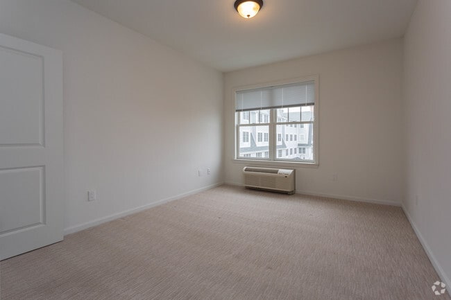 1BR,1BA -854SF -Bedroom - Greybarn Amityville