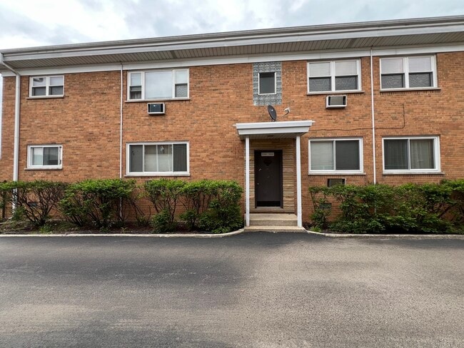 Building Photo - 1220 Carol St Unit 2B