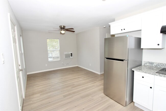 Photo - 1401 5th St