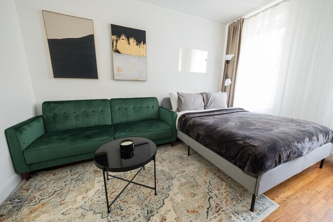 Photo - 346 E 76th St Unidad ID1032005P