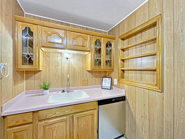 Photo - 1021 Crosby Ave