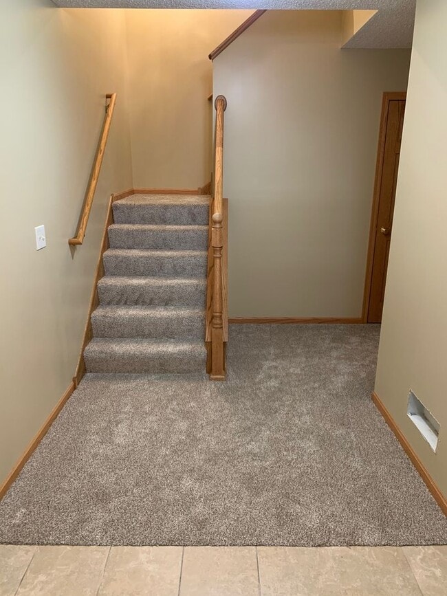 Photo - 2 Bed/1.5 Bath Townhome- Cottage Grove- Available August 1st 2026
