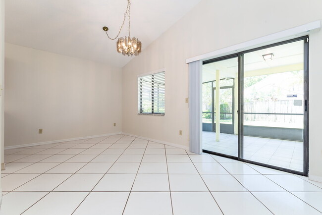 Photo - 1011 Manigan Ave