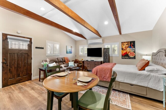 Photo - 7227 Fallbrook Ave