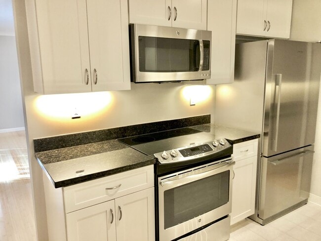 Noel Oaks Apartments