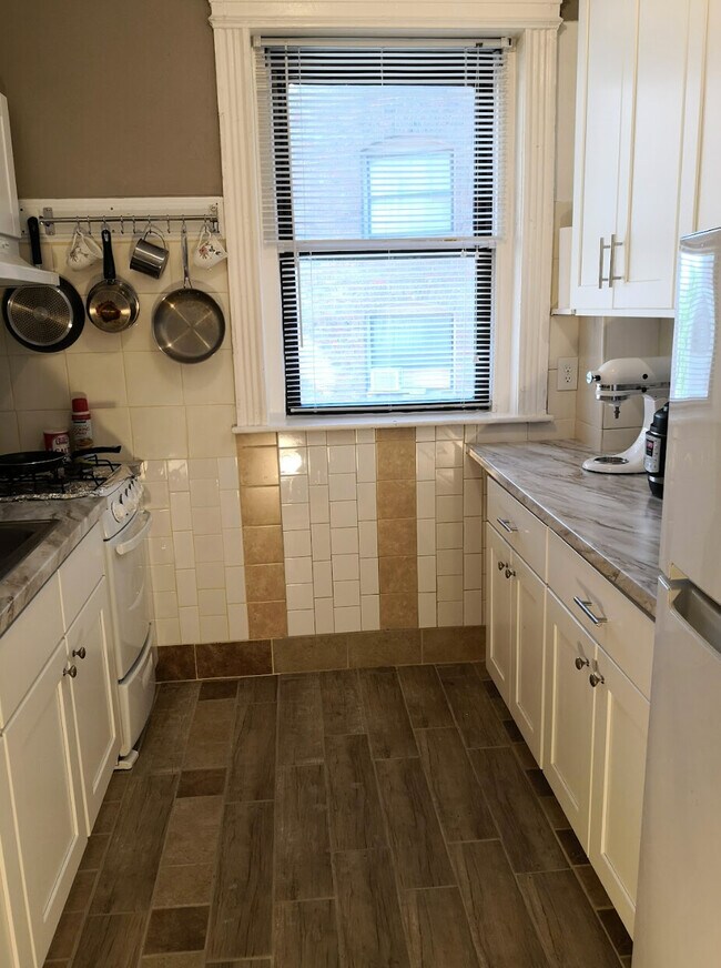 Photo - 56 Charlesgate E