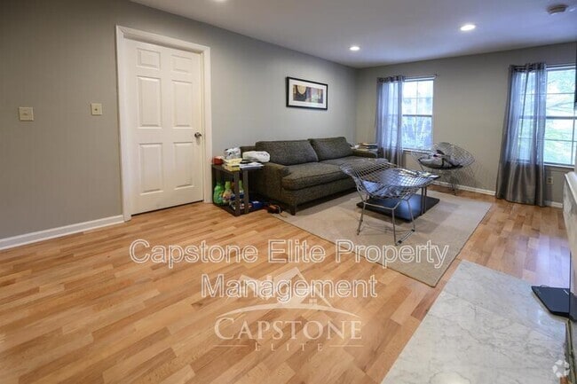 Building Photo - 44 S Orange Ave Rental