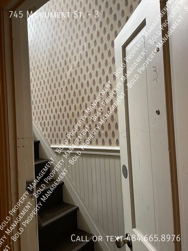 Photo - 745 Monument St Unit 3