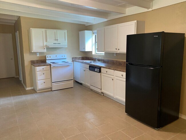 Photo - 5640 Alice Dr