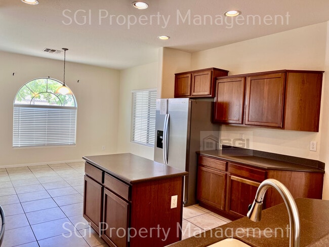 Photo - 8730 S 57th Dr