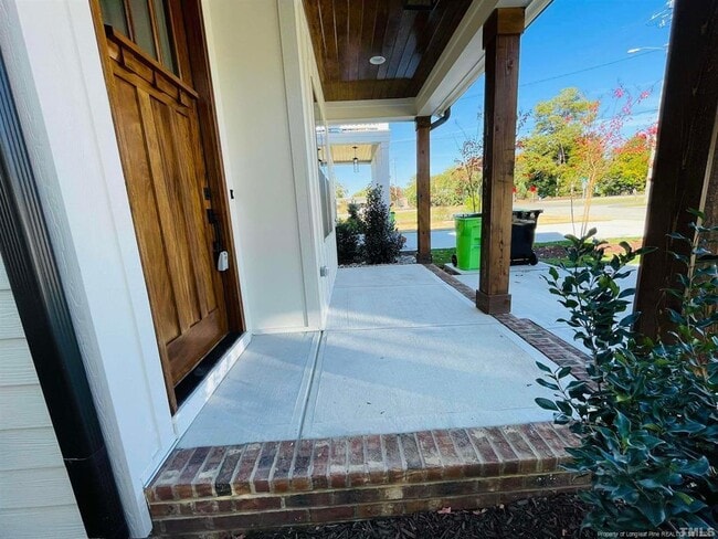 Photo - 200 E Moore St