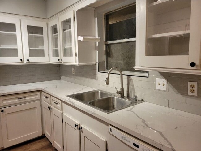 Photo - 1918 Crystal Springs Dr