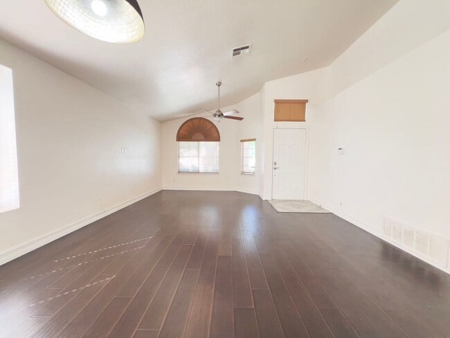 Photo - 54 Sea Holly Way
