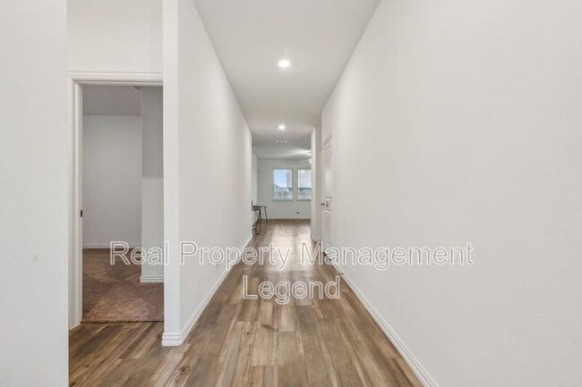 Photo - 3803 Thomas Plns Dr