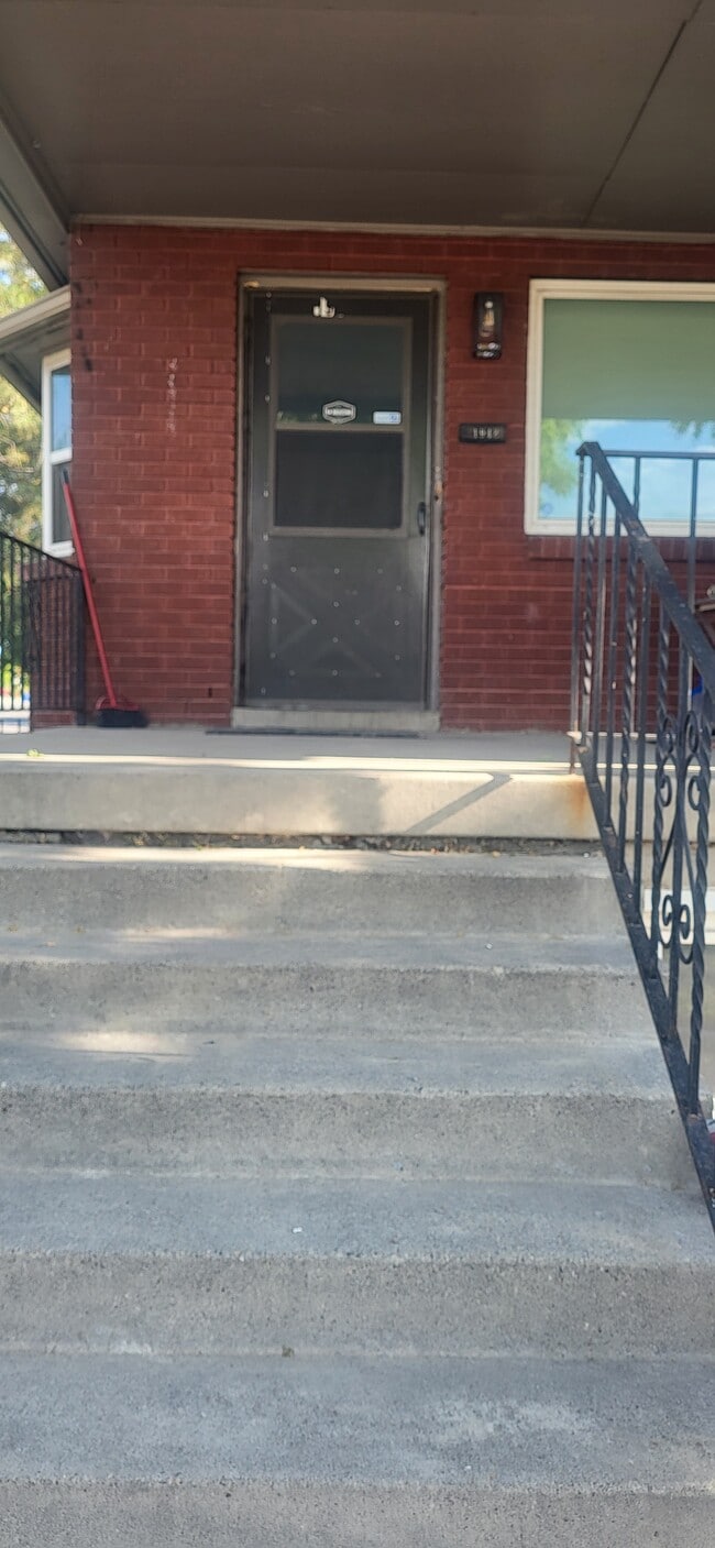 Building Photo - 1948 S 700 E Unit 1948 S Rental