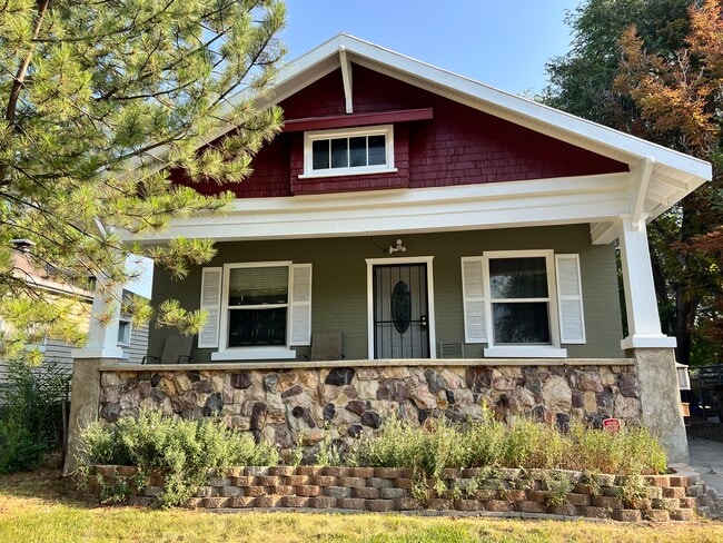 Building Photo - 547 E 2700 S Rental