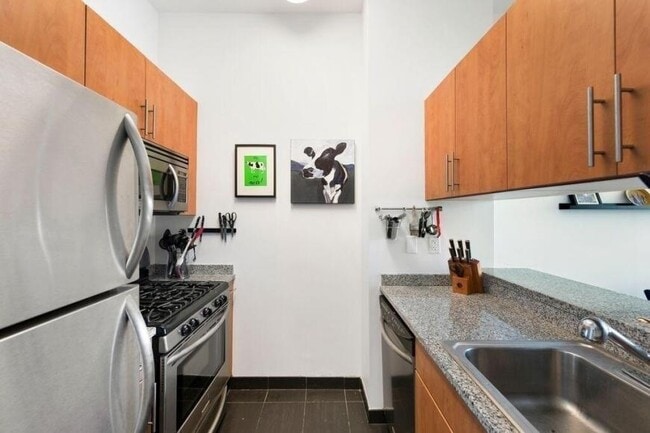 Photo - 4 bedroom in New York NY 10038 Unit 4012