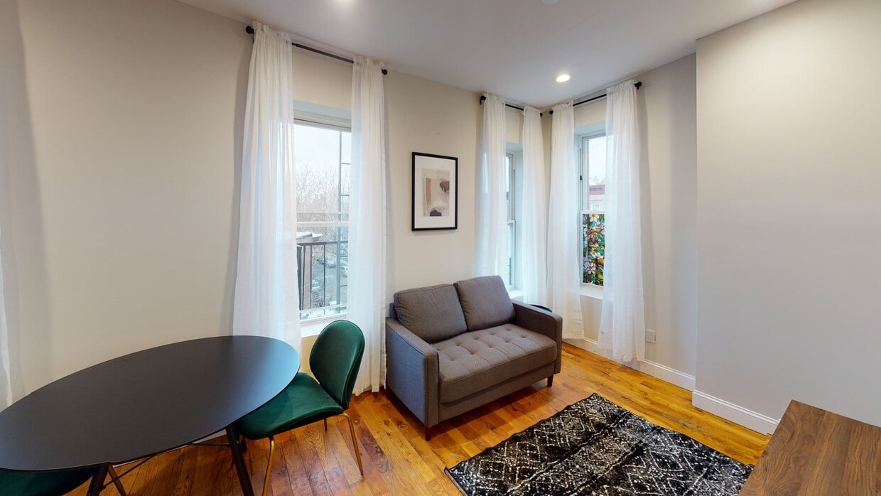Photo - Private bedroom in 4 bed/2 bath Home
