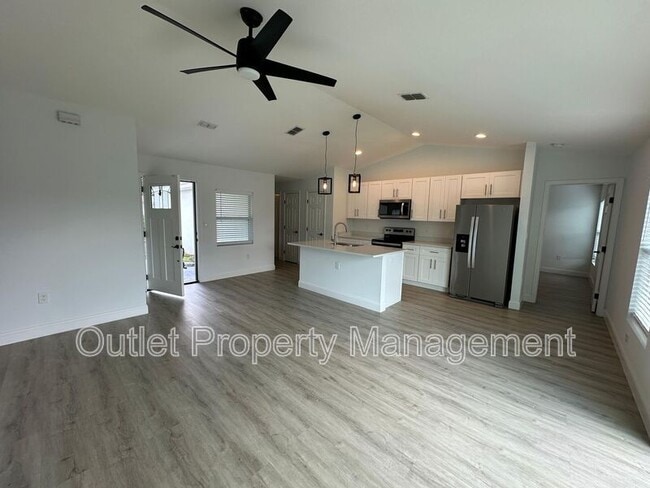 Photo - 790 W Gaucho Cir