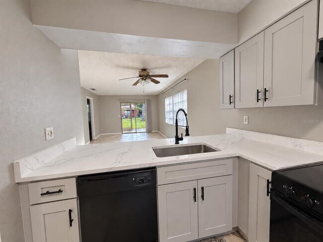 Photo - 6380 Bonnie Bay Cir N