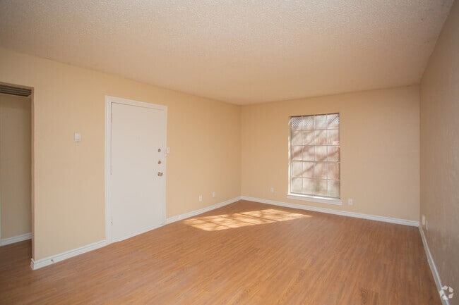 1BR, 1BA - 705SF - A1 - Woodland Park