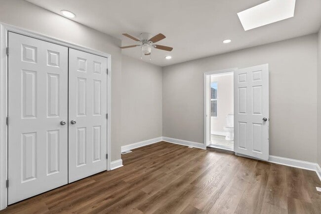 Photo - 2429 Ashland Ave