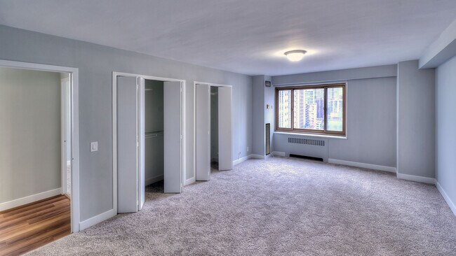 Photo - 111 E Chestnut St
