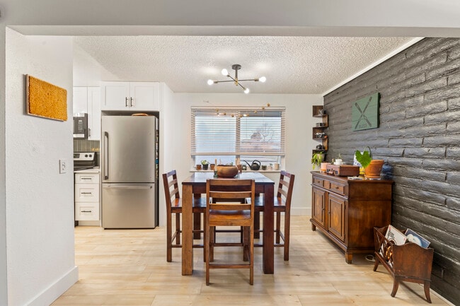 Photo - 1723 Robb St Unit #55